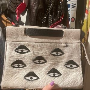 Min and Mon Vali crossbody bag